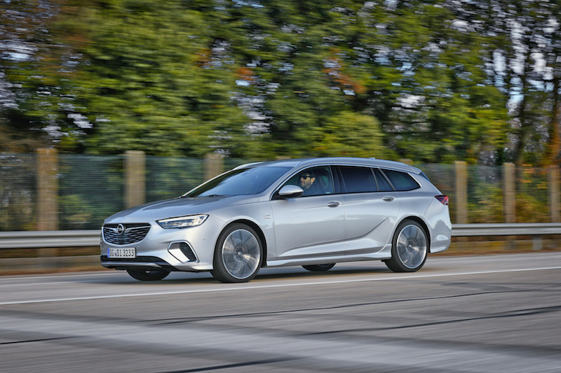 Opel Insignia GSi di una sportiva di razza