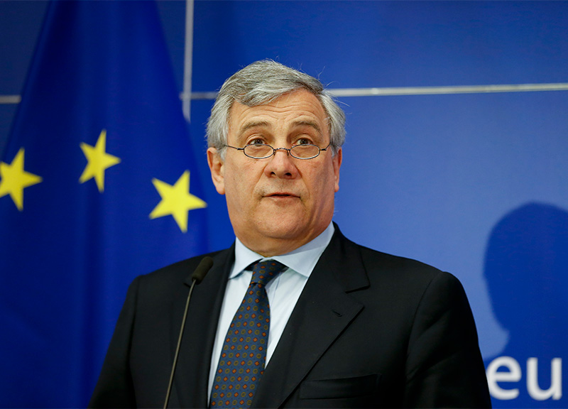 Elezioni 2018: politica come il calcio, Tajani come Ventura Elezioni 2018: politica come il calcio, Tajani come Ventura