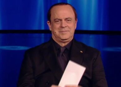 Fratelli di Crozza: le ultime promesse elettoriali di Berlusconi
