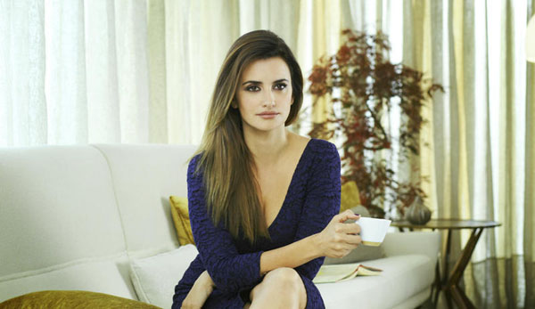 Penelope Cruz in lacrime ai premi del cinema francese