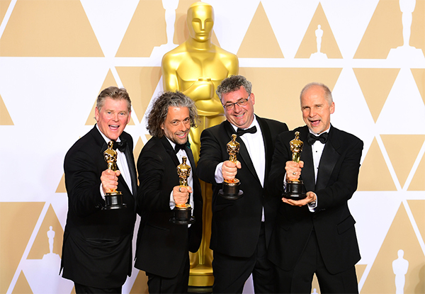 Oscar 2018, trionfa la “Forma dell’acqua”. Migliori attori: Oldman e McDormand Oscar 2018, trionfa la “Forma dell’acqua”. Migliori attori: Oldman e McDormand