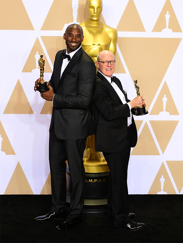 Oscar 2018, trionfa la “Forma dell’acqua”. Migliori attori: Oldman e McDormand Oscar 2018, trionfa la “Forma dell’acqua”. Migliori attori: Oldman e McDormand
