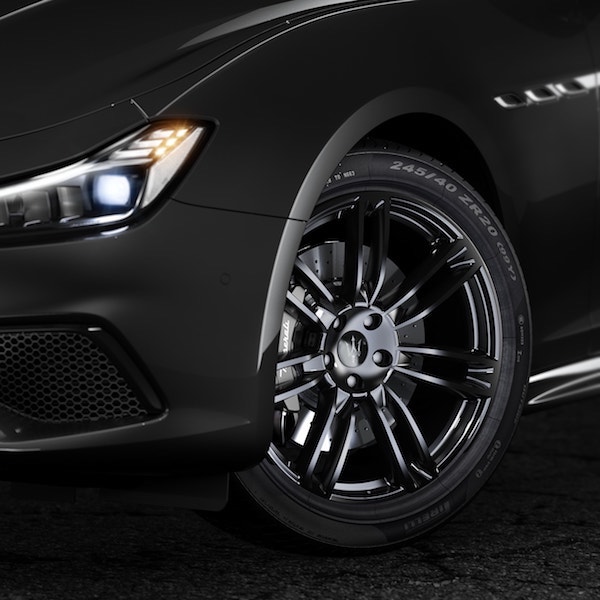 Ginevra2018: Maserati si veste di “Nerissimo”