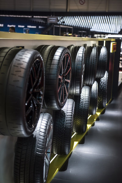 Ginevra 2018, le Super car vestono Pirelli Ginevra 2018, le Super car vestono Pirelli