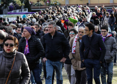 Astori funerali: Firenze in lutto piange il capitano viola