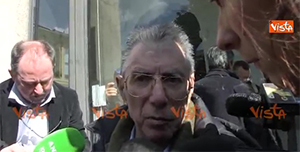 Bossi: ”Salvini premier? Ha preso i voti e Berlusconi lo sostiene”