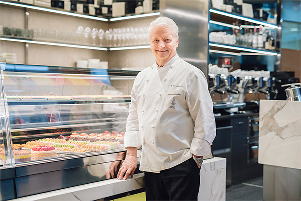 Iginio Massari apre a Milano la sua nuova pasticceria Iginio Massari apre a Milano la sua nuova pasticceria