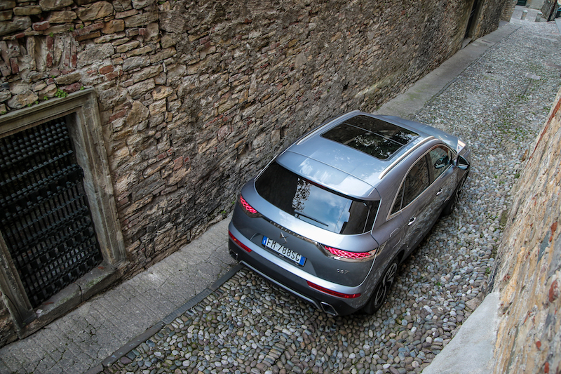 DS 7 CROSSBACK, primo modello  della nuova generazione