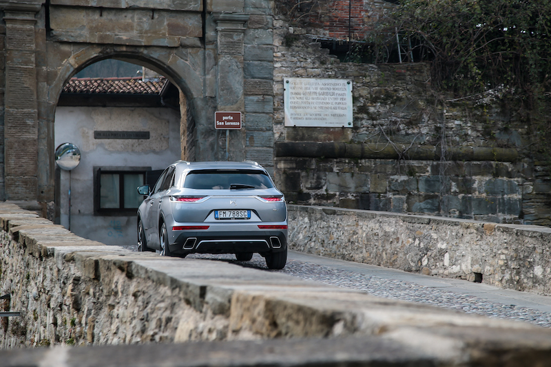 DS 7 CROSSBACK, primo modello  della nuova generazione