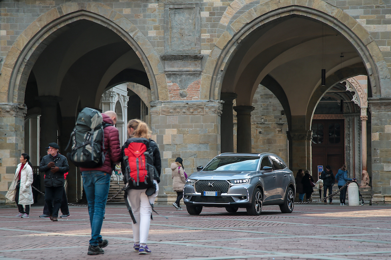 DS 7 CROSSBACK, primo modello  della nuova generazione