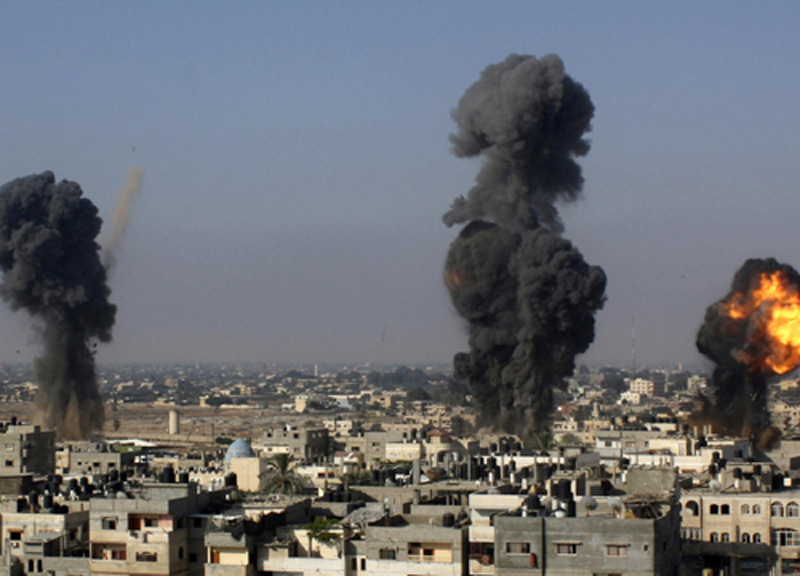 Gaza, bomba al convoglio premier Anp. Accuse ad Hamas Gaza, bomba al convoglio premier Anp. Accuse ad Hamas