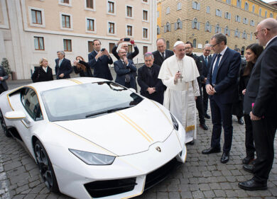 Cinque anni di Papa Francesco tra nemici, lotte interne e rottura col passato