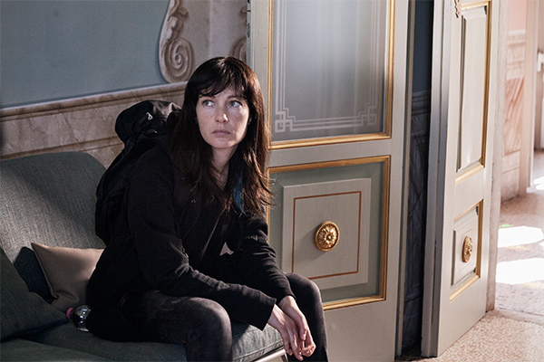 Cristiana Capotondi nel film “Nome di donna” contro le molestie sul lavoro Cristiana Capotondi nel film “Nome di donna” contro le molestie sul lavoro