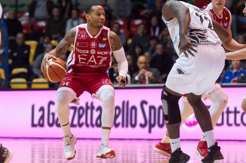 Olimpia Milano-Trento 88-80, Micov show a Desio