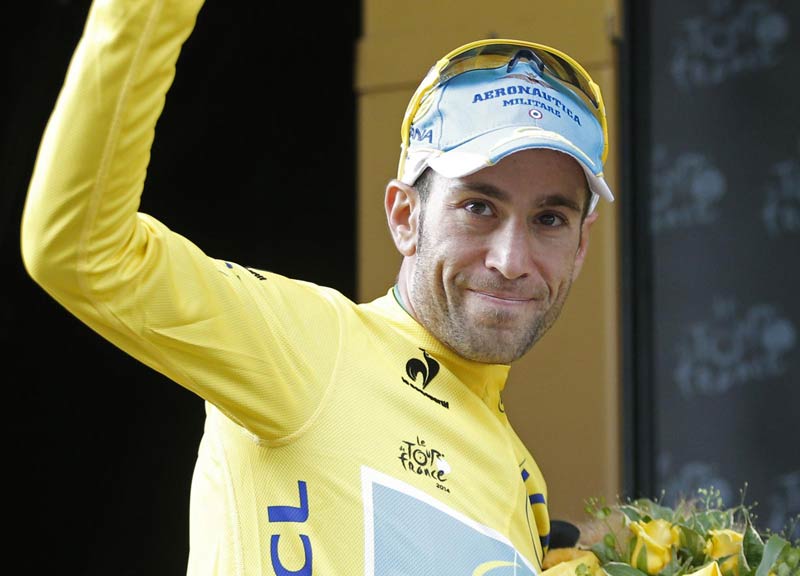 Ciclismo: Nibali scatta sul Poggio e vince Milano-Sanremo Ciclismo: Nibali scatta sul Poggio e vince Milano-Sanremo