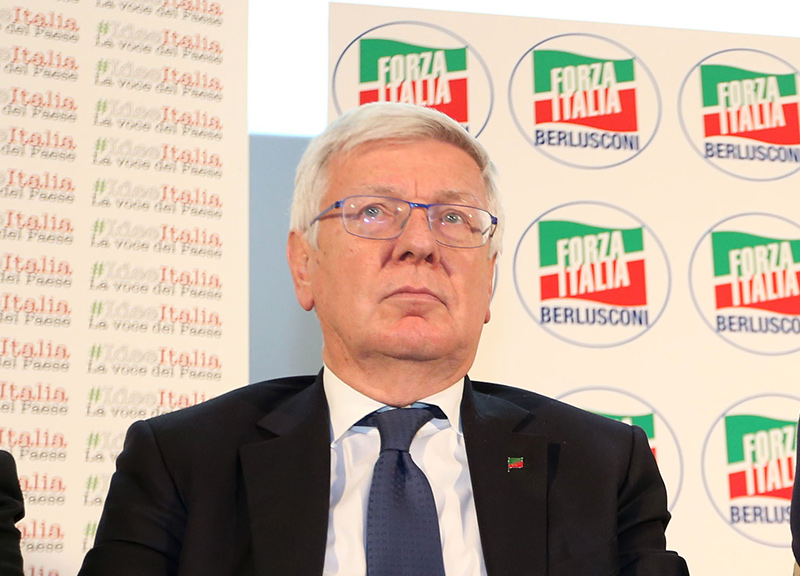 Senato Romani stop. Ecco i guai giudiziari che frenano l’esponente di FI Senato Romani stop. Ecco i guai giudiziari che frenano l’esponente di FI