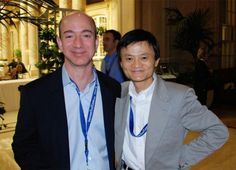 Galleria foto 'Toy R Us, Macy’s, Fnac e Trony: tutte le vittime dell’impero Amazon-Alibaba' - foto 1