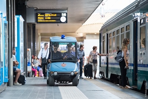Bloccati due piromani dei treni a Milano