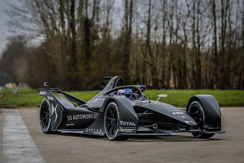 DS E-TENSE FE 19 anticipa le strategie della mobilità elettrica
