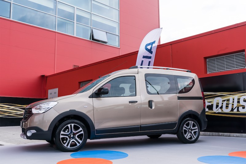 Dacia WOW, nasce la serie speciale Dacia WOW, nasce la serie speciale