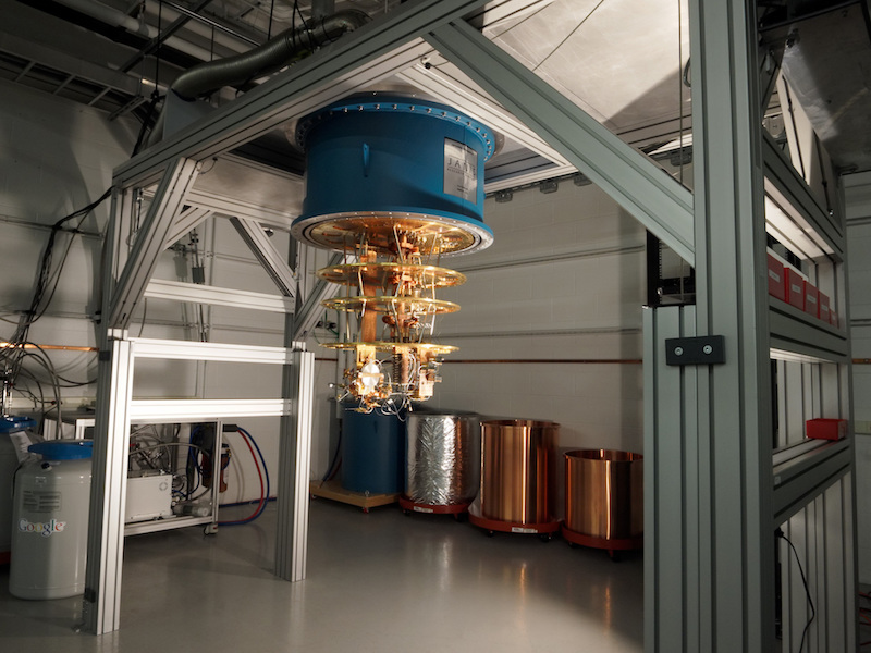 Daimler e Google alleate nella ricerca dei computer quantistici Daimler e Google alleate nella ricerca dei computer quantistici