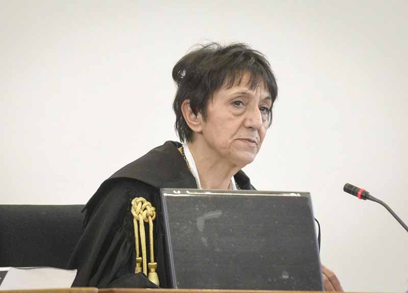 Mondo di Mezzo, chiesti 25 e 26 anni per Buzzi e Carminati. Il pm: “È mafia” Mondo di Mezzo, chiesti 25 e 26 anni per Buzzi e Carminati. Il pm: “È mafia”