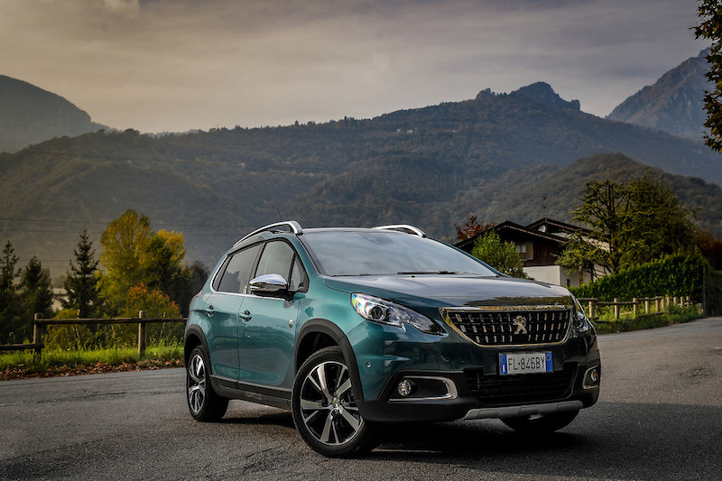 100.000 Italiani hanno scelto il Suv Peugeot 2008 100.000 Italiani hanno scelto il Suv Peugeot 2008