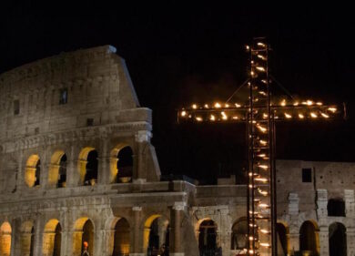 Ascolti Tv Auditel: Via Crucis straccia Canale 5, Re dei Re batte Nemo e Zoro