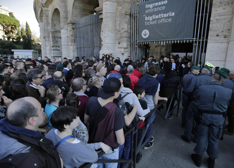 Pasqua e Pasquetta, boom nei musei. Colosseo da record, Bioparco “invaso” Pasqua e Pasquetta, boom nei musei. Colosseo da record, Bioparco “invaso”