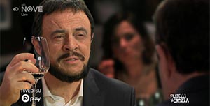 Crozza, Di Maio a Salvini: “Al primo appuntamento io non governo mai”