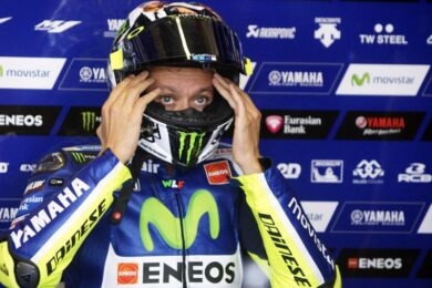 MotoGp Argentina, Marquez sperona Valentino Rossi. Il Dottore rifiuta le scuse