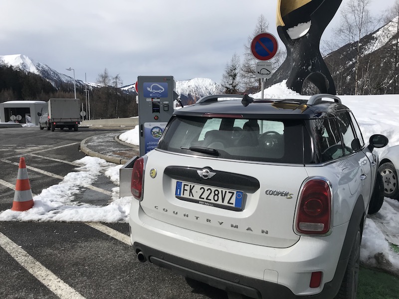 MINI Cooper S E Countryman ALL4 plug-in Hybrid, bella e un pò bugiarda MINI Cooper S E Countryman ALL4 plug-in Hybrid, bella e un pò bugiarda