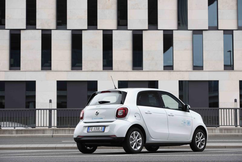 Car2go, per i clienti corso di primo soccorso della Croce Rossa di Milano Car2go, per i clienti corso di primo soccorso della Croce Rossa di Milano