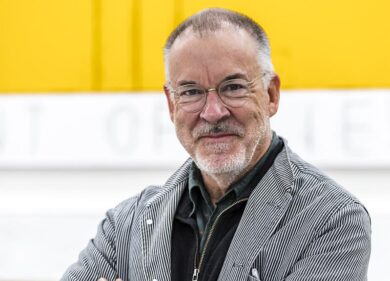 Matt Mullican all’Hangar Bicocca: elogio del Folle sulla Collina