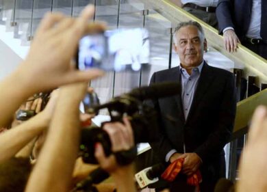 Roma-Barcellona, Pallotta dona 230mila euro dopo il tuffo nella fontana