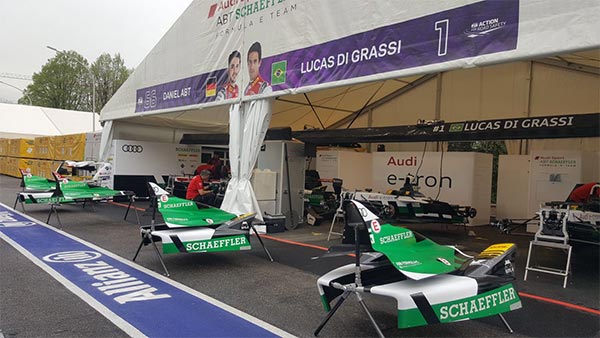 Formula E mania: caccia al biglietto introvabile. Sono sold out tutti e 30mila Formula E mania: caccia al biglietto introvabile. Sono sold out tutti e 30mila