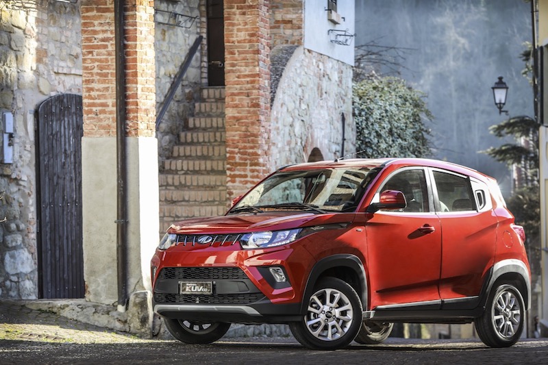 Mahindra sceglie l’Italia  per il debutto europeo del suv compatto  KUV100
