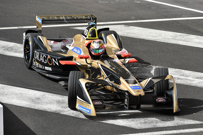 Formula E, lo spettacolo ha stregato Roma. Le foto Formula E, lo spettacolo ha stregato Roma. Le foto