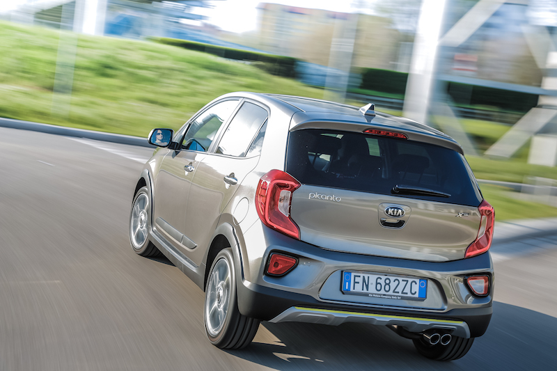 Nuova Kia Picanto X Line, non passa inosservata