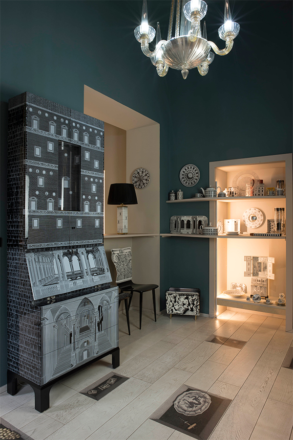 Fuorisalone 2018, Fornasetti: le civette contenitori per misteri tascabili