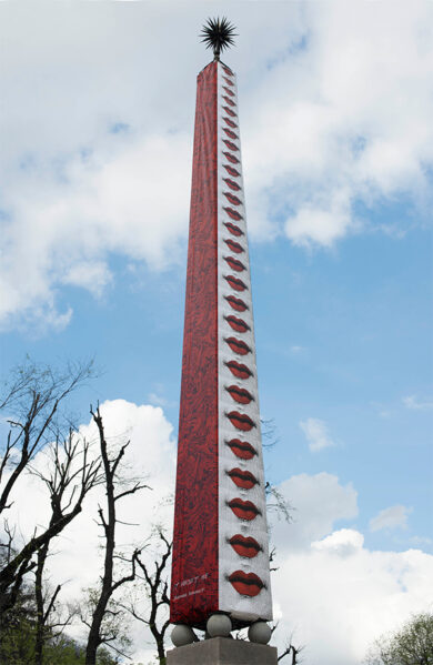 Fuorisalone 2018, Fornasetti: le civette contenitori per misteri tascabili