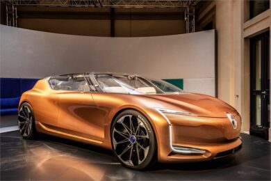 SYMBIOZ prefigura, secondo Renault, la visione del futuro della mobilità
