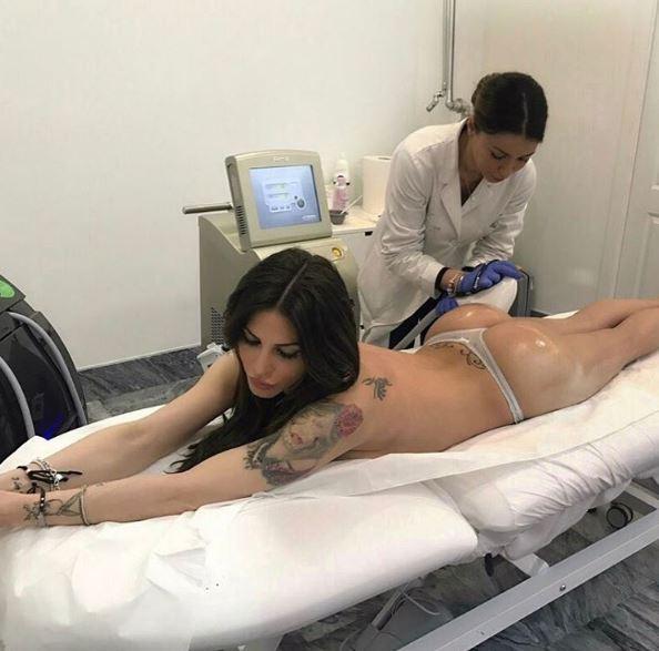 Grande Fratello 2018: Lucia Bramieri e gli sms di Simone Coccia. GF 2018 NEWS