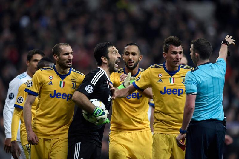 Galliani sta con Buffon: “Real Madrid-Juventus? L’arbitro è stato un c…”