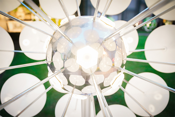 Intesa Sanpaolo: alle Gallerie d’Italia l’installazione artistica Dandelion Intesa Sanpaolo: alle Gallerie d’Italia l’installazione artistica Dandelion