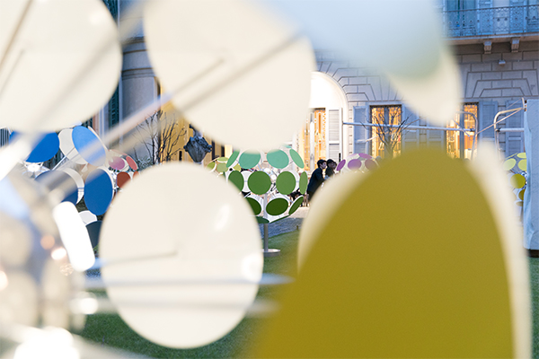 Intesa Sanpaolo: alle Gallerie d’Italia l’installazione artistica Dandelion Intesa Sanpaolo: alle Gallerie d’Italia l’installazione artistica Dandelion
