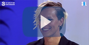 Saturday Night Live, Federica Pellegrini show da Bisio: clip