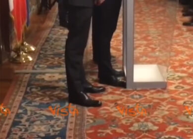 L’eleganza delle scarpe grilline per le consultazioni con la Casellati