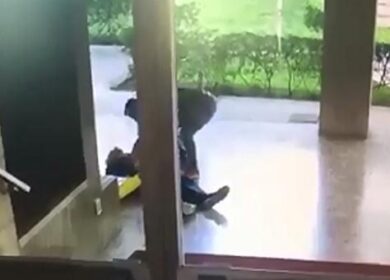 Anziano preso a pugni in faccia  per rapina: è in coma. FOTO e VIDEO