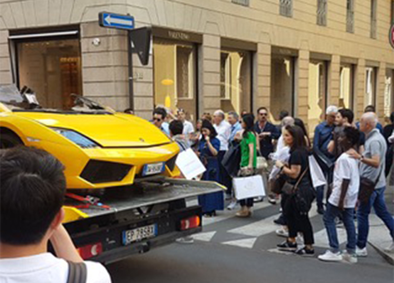 “Le Lamborghini vanno a fuoco”. Video